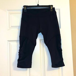 Lululemon Black Capri Leggings